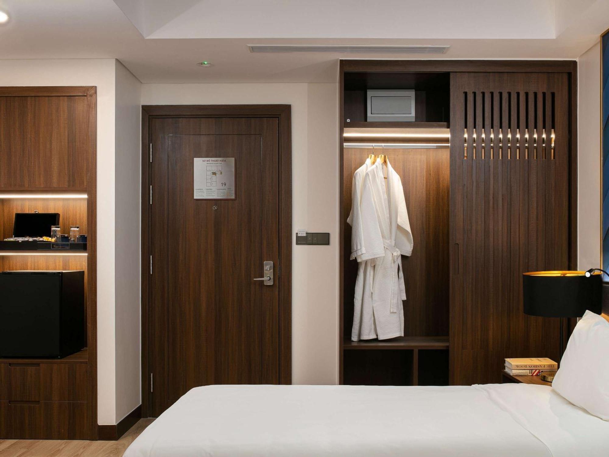 Moevenpick Living West Ханой Екстер'єр фото