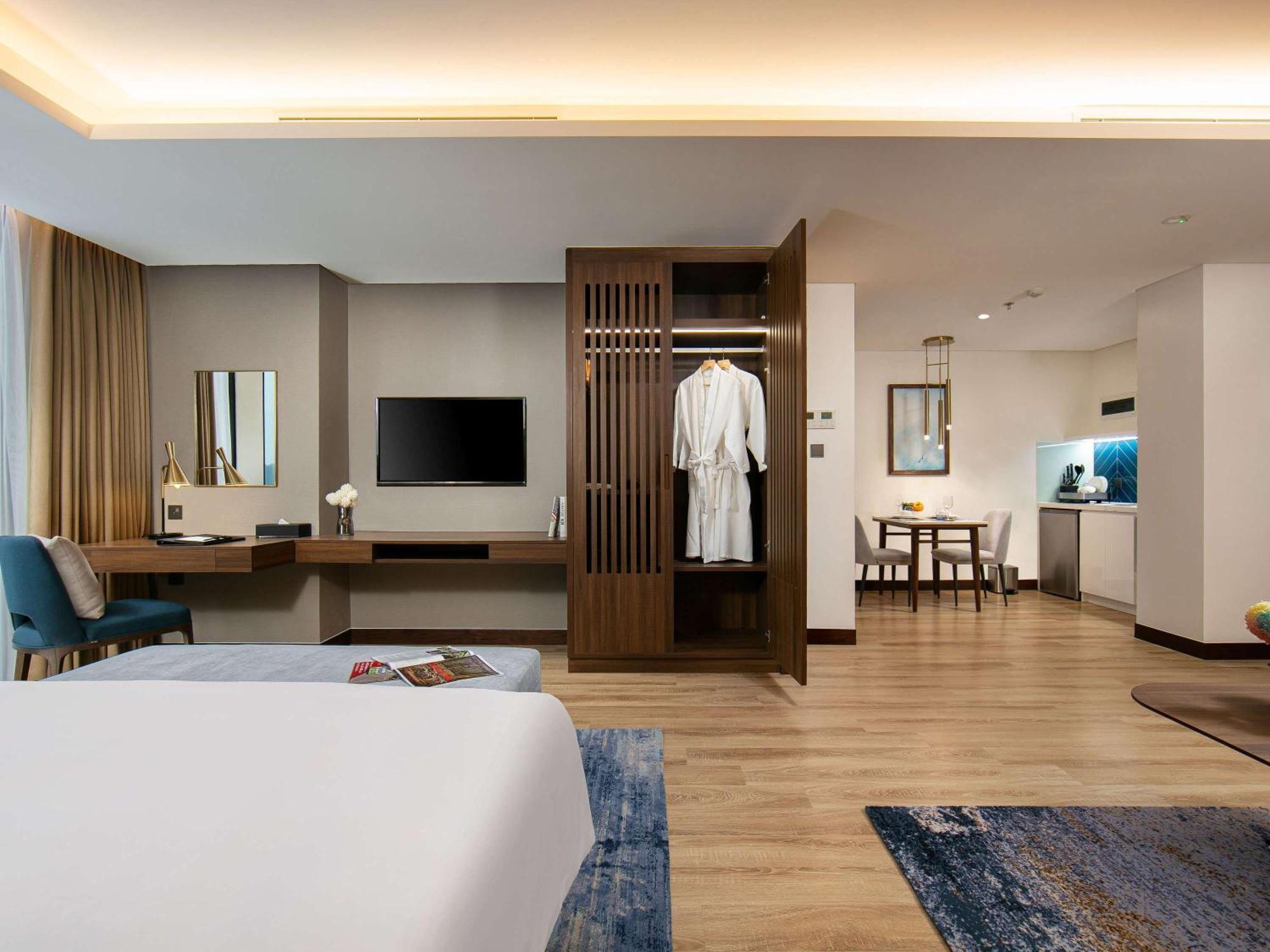 Moevenpick Living West Ханой Екстер'єр фото